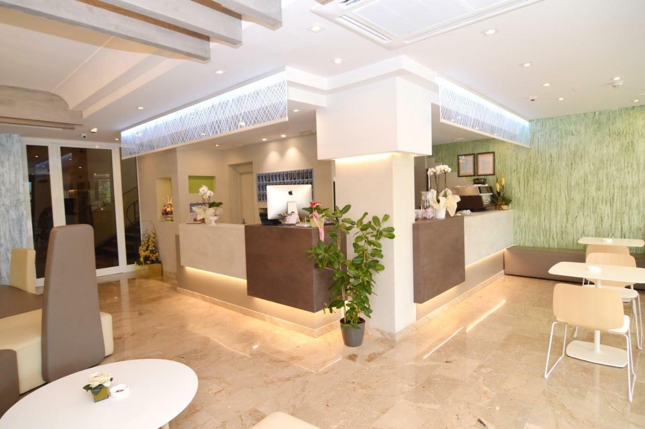 Hotel Adele Bellaria-Igea Marina Exterior foto
